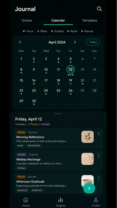 Vayvio Journal Calendar showing saved entries on dates and entries for a selected day.